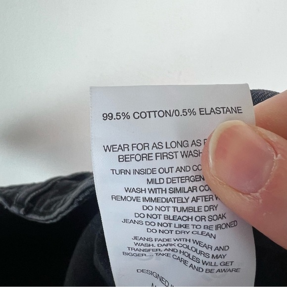 Rolla's Eastcoast Crop High Rise Flare Jeans black Raw Hem Size 30 - Picture 10 of 10